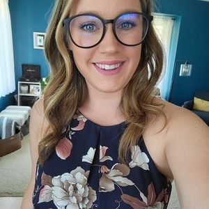 Meet your Posher, Stephenee